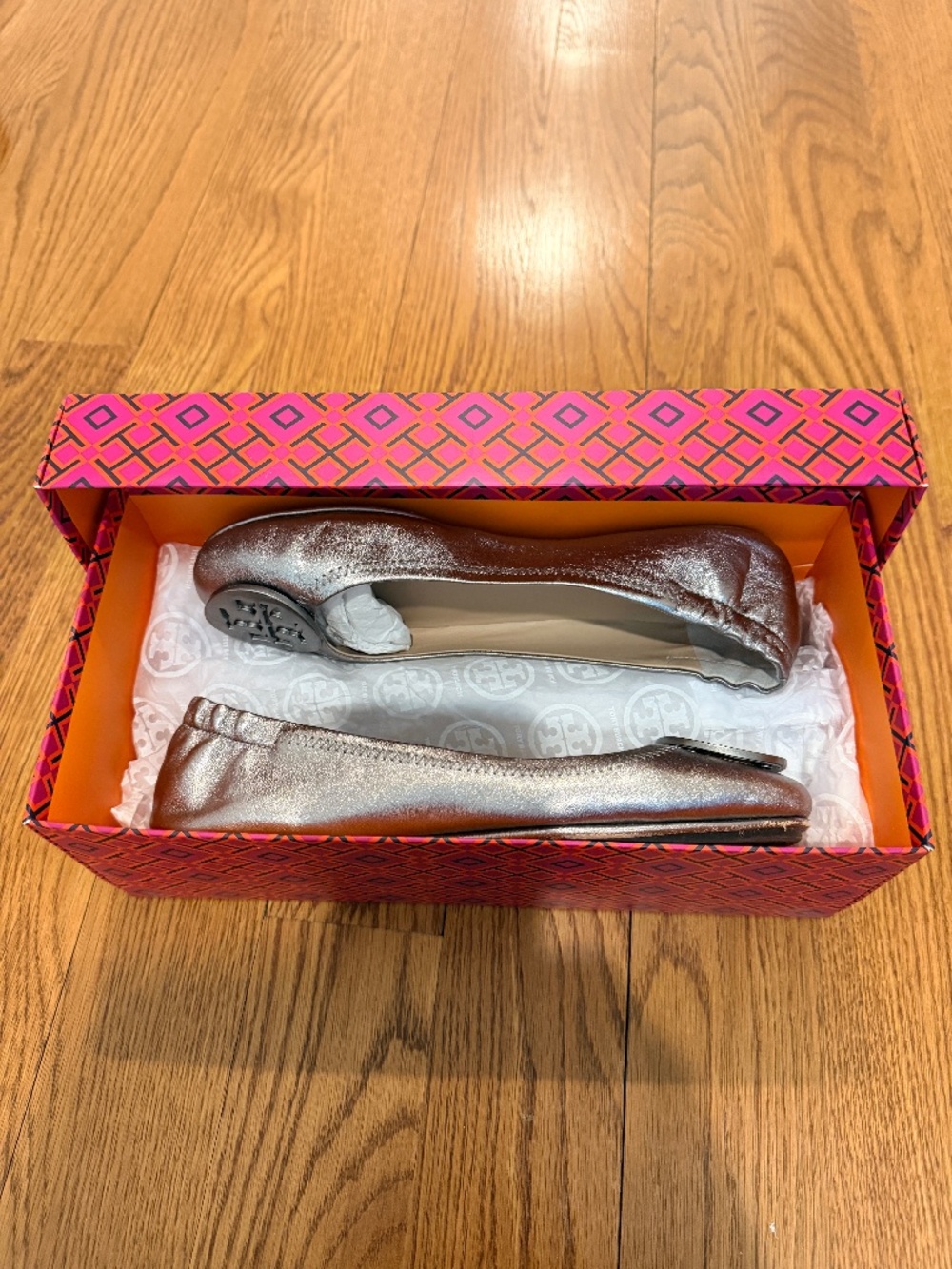 Tory Burch Minnie Travel Ballet Flats – Gunmetal Metallic – Size 7
